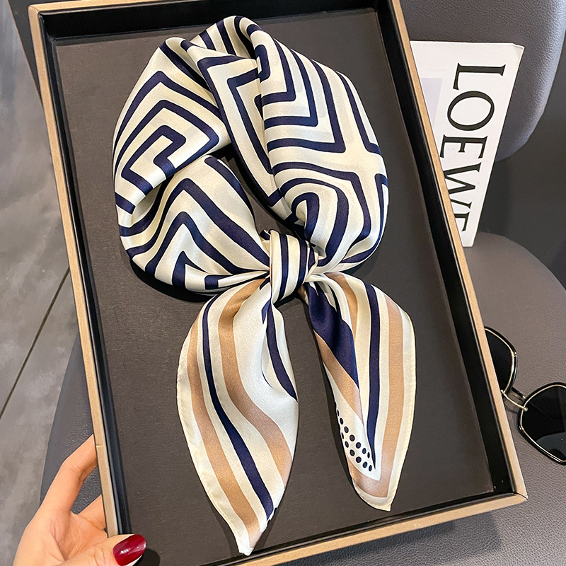 Luxury Brand Neckerchief Sprin - Wrist Wraps ulasan dan harga